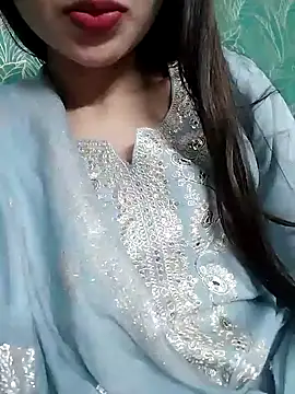 Snapshot of Noor_Darliing chatting on 6, 1, 2025 Noor Darliing online show from 6, 1, 2025