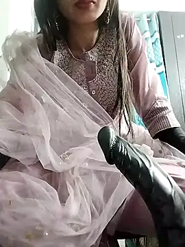 Snapshot of Noor_Darliing chatting on 21, 1, 2025 Noor Darliing online show from 21, 1, 2025