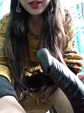 Snapshot of Noor_Darliing chatting on 4, 3, 2025 Noor Darliing online show from 4, 3, 2025