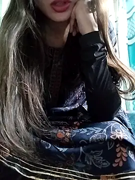 Snapshot of Noor_Darliing chatting on 8, 3, 2025 Noor Darliing online show from 8, 3, 2025