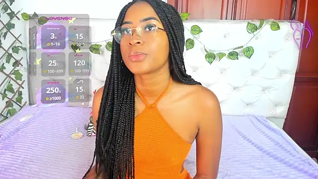 Snapshot of Andrea_Williams24 chatting on 19, 9, 2025 Andrea Williams24 online show from 19, 9, 2025