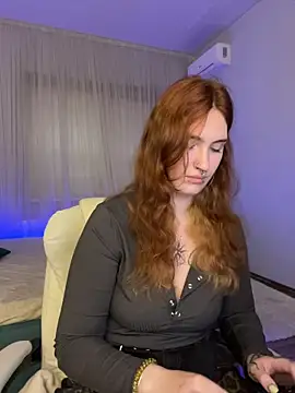  Chlo  e online show from 8, 11, 2025