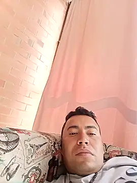 Diego leon27 online show from 8, 1, 2025