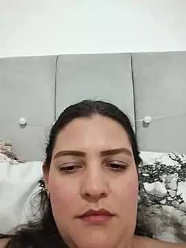 Mia Hampton online show from 2, 7, 2026