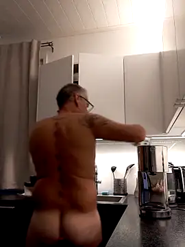 Snapshot of DarrenSullivanSlut chatting on 16, 9, 2025 DarrenSullivanSlut online show from 16, 9, 2025