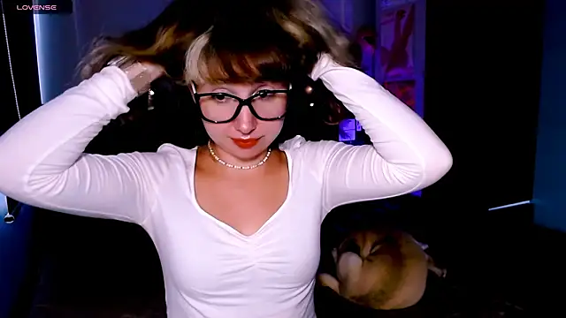 Snapshot of Cosmo_Riri chatting on 20, 9, 2025 Cosmo Riri online show from 20, 9, 2025