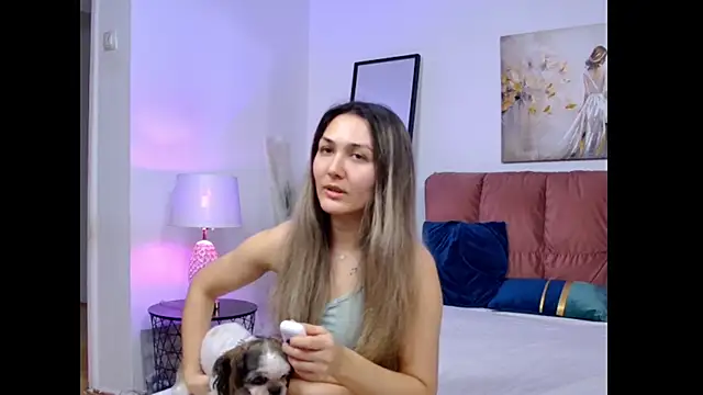 NicolLopeze online show from 24, 2, 2026