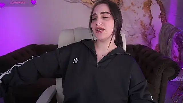 Snapshot of JeysyPotter chatting on 8, 2, 2025 JeysyPotter online show from 8, 2, 2025