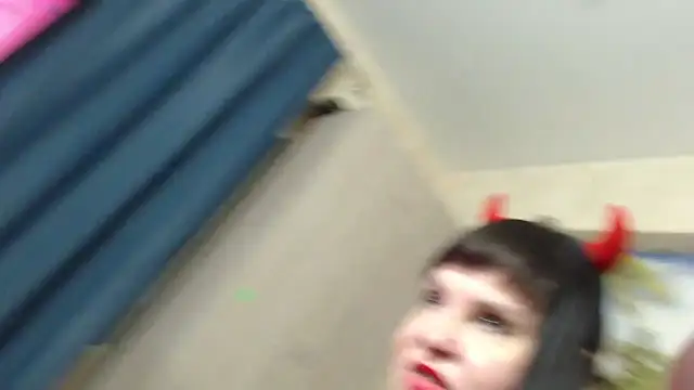 Snapshot of Aphelandra chatting on 3, 3, 2025 Aphelandra online show from 3, 3, 2025