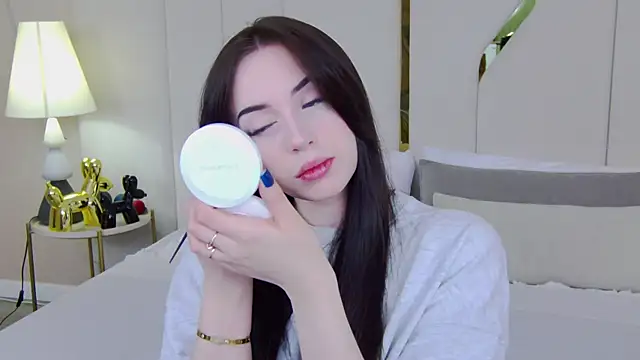 Betty Bridge online show from 6, 3, 2026