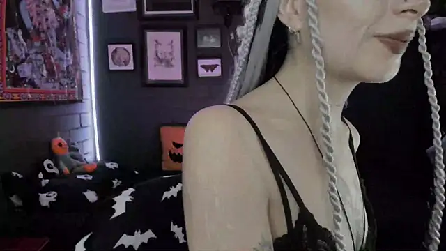 insania 9999  online show from 15, 12, 2025