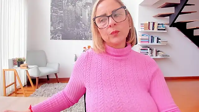 Snapshot of jane_turner chatting on 4, 12, 2025 jane turner online show from 4, 12, 2025