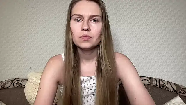 Snapshot of dream_alexa chatting on 5, 2, 2025 dream alexa online show from 5, 2, 2025