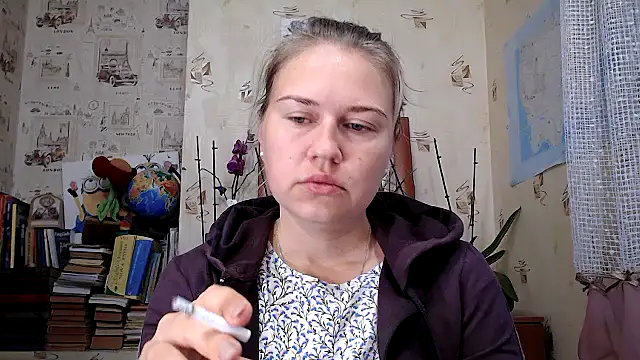 Snapshot of dream_alexa chatting on 30, 9, 2025 dream alexa online show from 30, 9, 2025