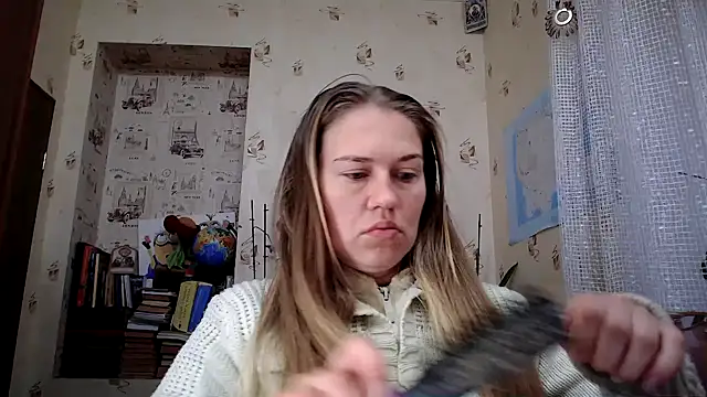 Snapshot of dream_alexa chatting on 2, 10, 2025 dream alexa online show from 2, 10, 2025