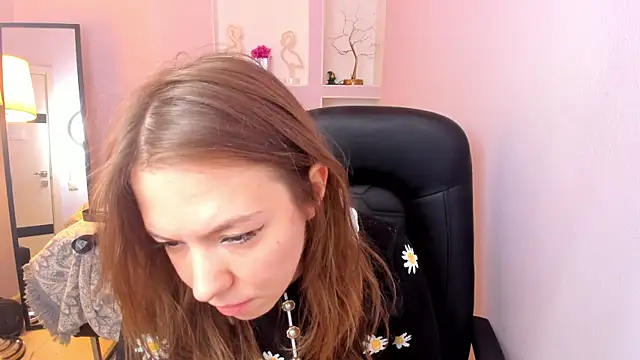 Snapshot of Persephoni chatting on 13, 6, 2026 Persephoni online show from 13, 6, 2026