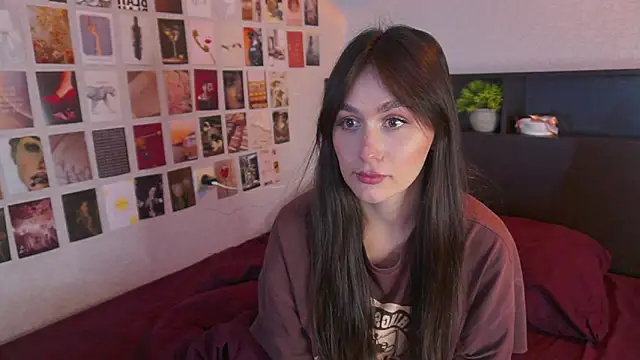 itssophiie online show from 10, 9, 2025