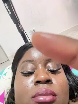 Snapshot of sharik-browns chatting on 6, 5, 2026 sharik-browns online show from 6, 5, 2026