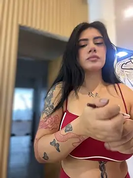 Snapshot of clarachanelricek chatting on 20, 11, 2025 clarachanelricek online show from 20, 11, 2025