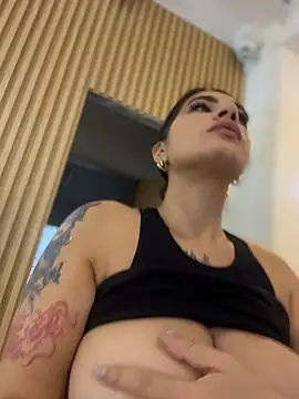 Snapshot of clarachanelricek chatting on 29, 11, 2025 clarachanelricek online show from 29, 11, 2025