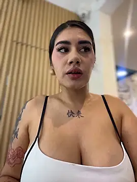 clarachanelricek online show from 19, 12, 2025