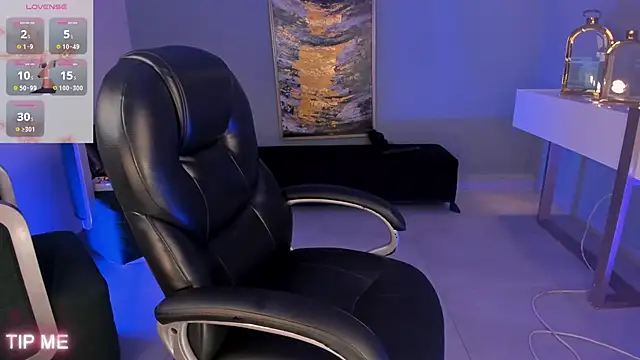 SophieBarnett online show from 1, 11, 2025