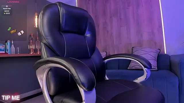 Snapshot of SophieBarnett chatting on 31, 1, 2026 SophieBarnett online show from 31, 1, 2026