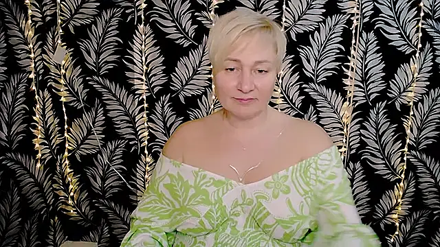 Olivia playful online show from 1, 3, 2025