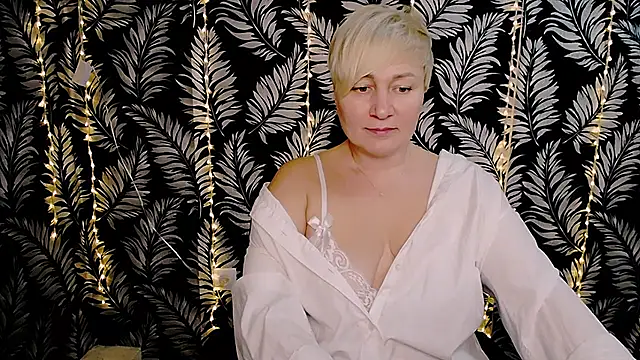 Olivia playful online show from 3, 3, 2025