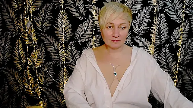 Olivia playful online show from 15, 3, 2025