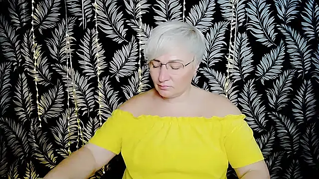 Olivia playful online show from 6, 7, 2026