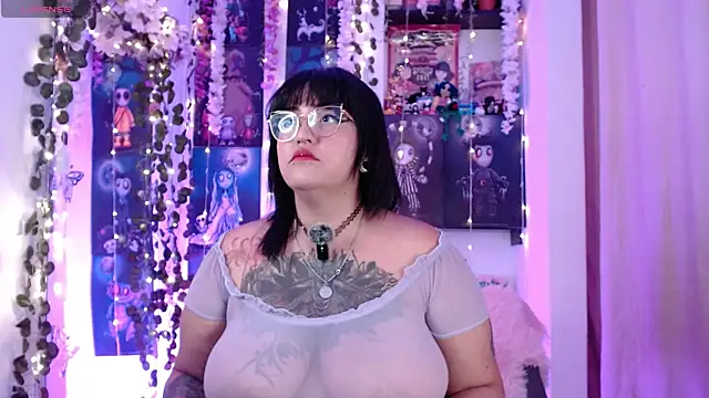 Snapshot of _Ali_Brinck_ chatting on 14, 1, 2025 Ali Brinck online show from 14, 1, 2025