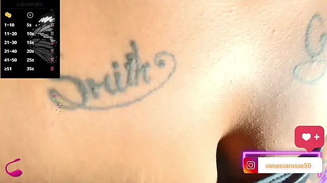 Snapshot of Julieth_Rossi chatting on 11, 9, 2025 Julieth Rossi online show from 11, 9, 2025