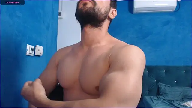 Snapshot of alex_blu chatting on 5, 10, 2025 alex blu online show from 5, 10, 2025