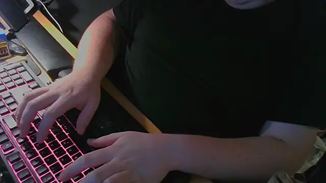 Smallcock22 online show from 24, 2, 2026