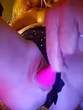 sexynini83 online show from 27, 12, 2024