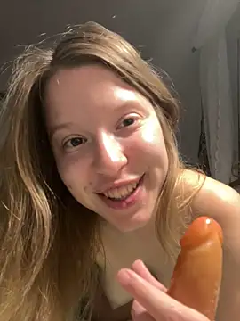 Snapshot of kimczii chatting on 8, 6, 2026 kimczii online show from 8, 6, 2026