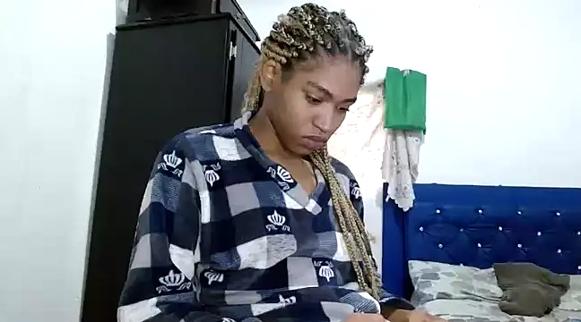 angelamarie1 online show from 8, 1, 2025