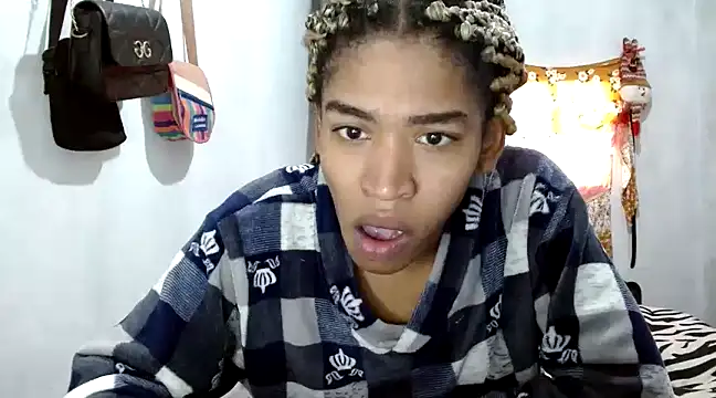 angelamarie1 online show from 22, 1, 2025