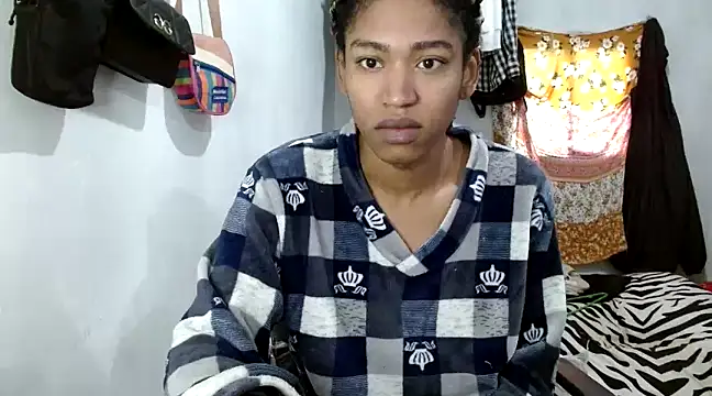 angelamarie1 online show from 25, 2, 2025