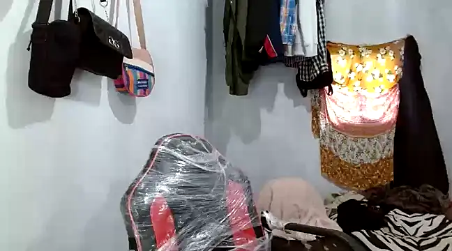 angelamarie1 online show from 26, 2, 2025