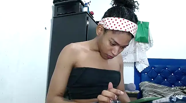 angelamarie1 online show from 10, 3, 2025