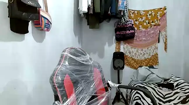 angelamarie1 online show from 22, 3, 2025