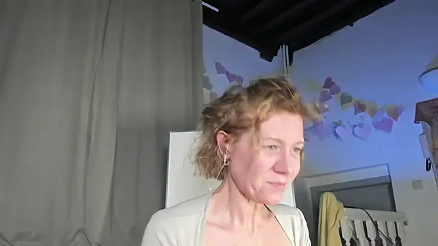Snapshot of Lola_Belgium chatting on 11, 3, 2025 Lola Belgium online show from 11, 3, 2025