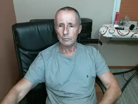 Snapshot of olibrius71 chatting on 19, 1, 2025 olibrius71 online show from 19, 1, 2025