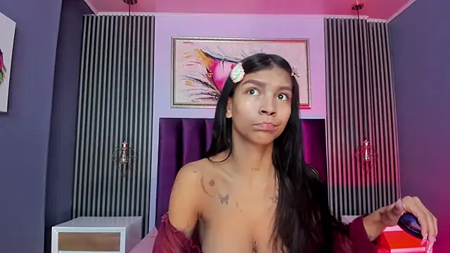 LauraAristizabal online show from 24, 2, 2025