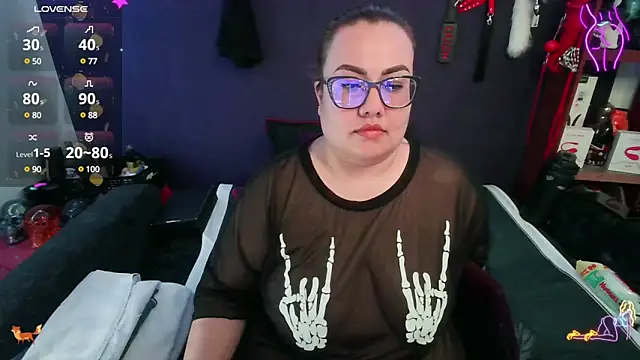 Snapshot of foxbell_lt chatting on 18, 12, 2024 foxbell lt online show from 18, 12, 2024