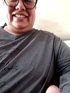 Snapshot of foxbell_lt chatting on 31, 12, 2024 foxbell lt online show from 31, 12, 2024