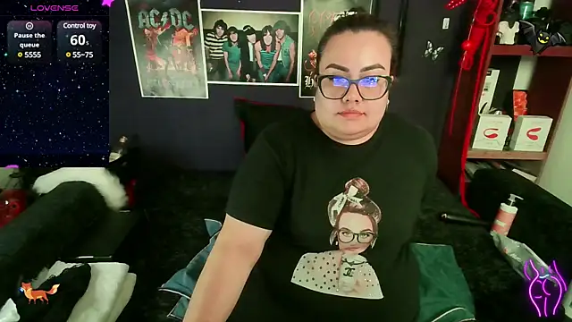 Snapshot of foxbell_lt chatting on 28, 1, 2025 foxbell lt online show from 28, 1, 2025