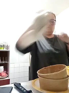 Snapshot of foxbell_lt chatting on 28, 2, 2025 foxbell lt online show from 28, 2, 2025